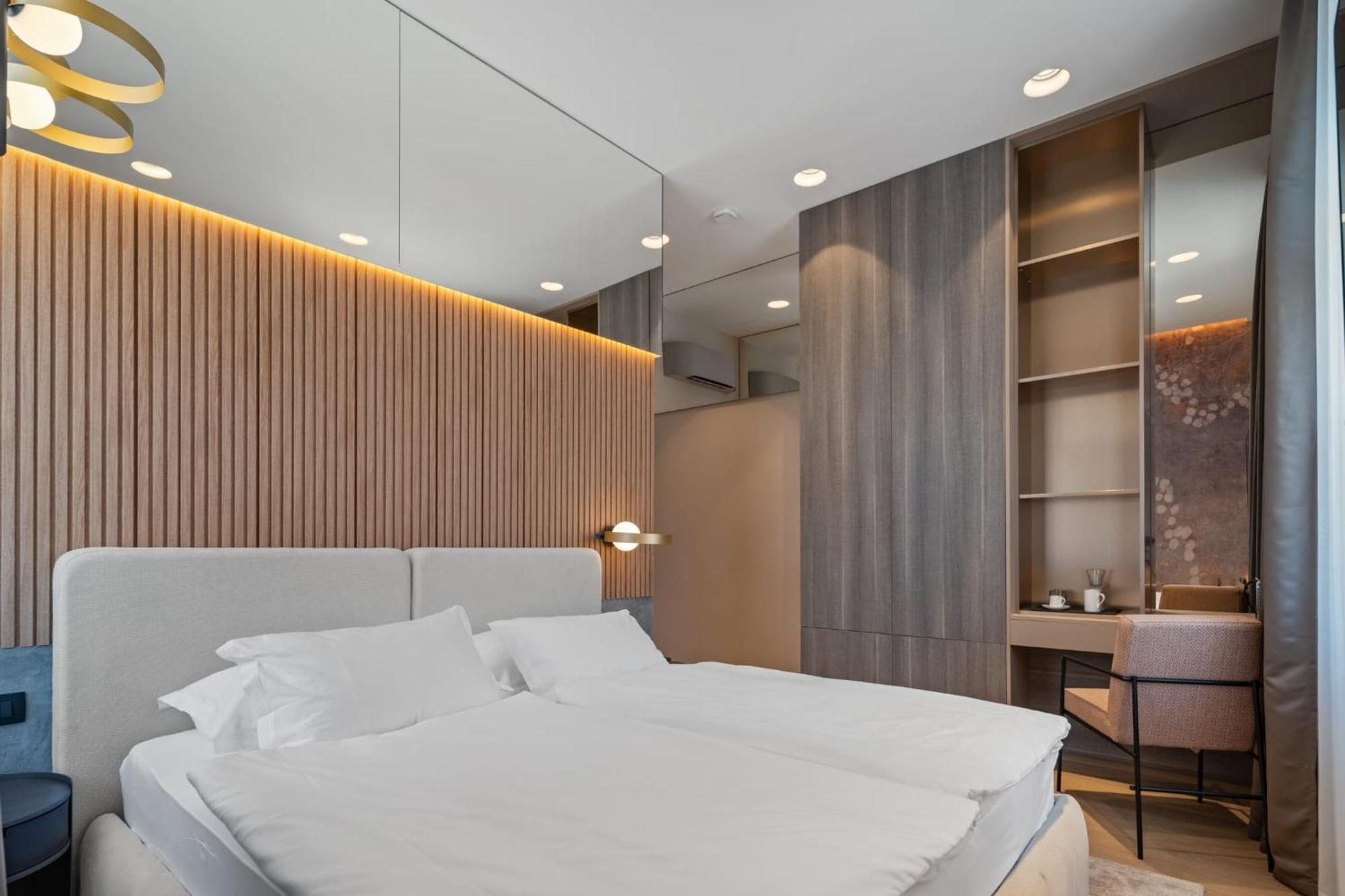 Monamel Luxury Suites Split Exterior photo