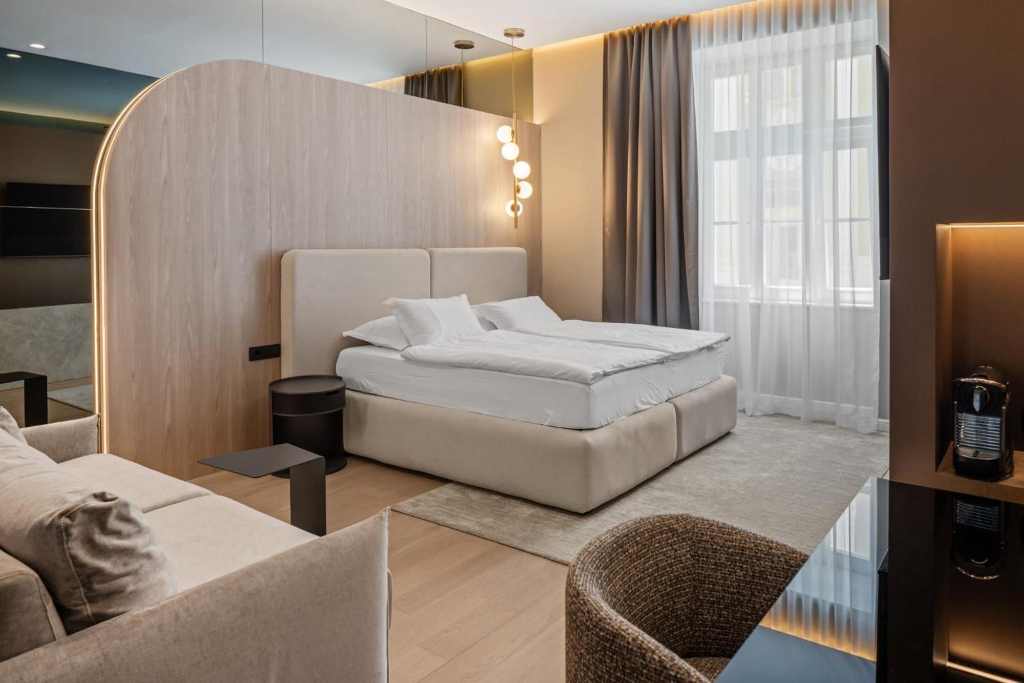 Monamel Luxury Suites Split Exterior photo